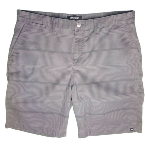 QuickSilver Shorts Size 38 - Picture 1 of 7